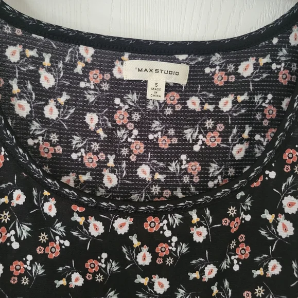 3/4 length floral dress - Picture 3 of 5